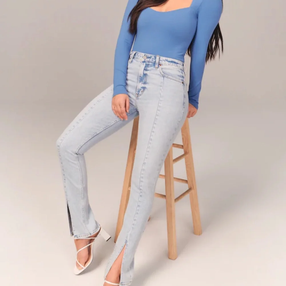 abercrombie and fitch curve love the 90s straight ultra high rise jeans - Picture 4 of 11